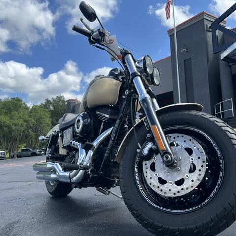 FXDF 2015 Fat Bob® thumb 2