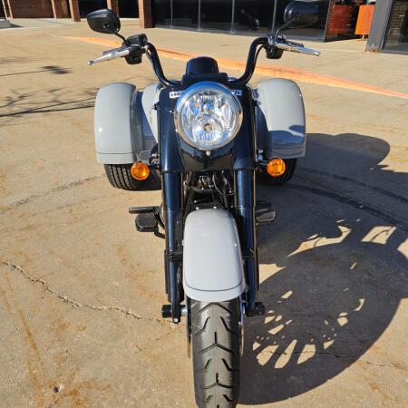 FLRT 2024 Freewheeler™ thumb 0