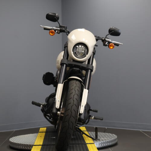 2023 Harley-Davidson® Low Rider® S White Sand Pearl thumb 1