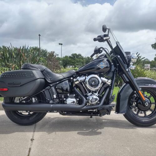 Harley-Davidson® Heritage Classic® 2026 thumb 3