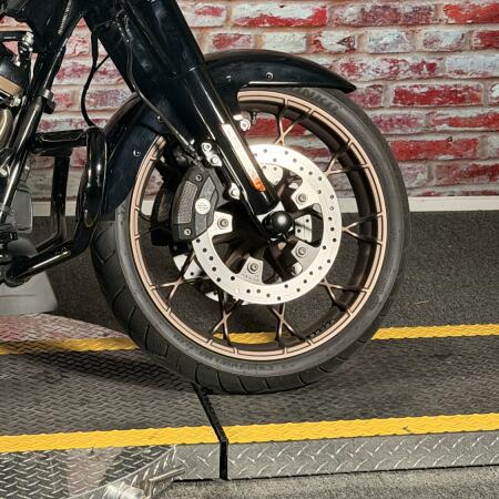 FLHXST 2022 Street Glide® ST thumb 1