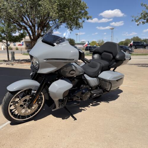 2026 Harley-Davidson® Street Glide Limited Dark Billiard Gray Black Trim thumb 1
