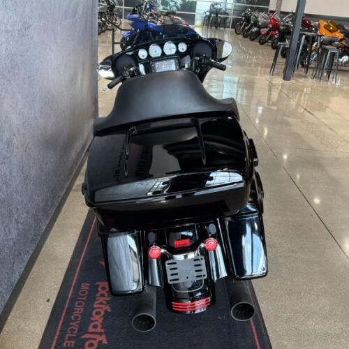 2016 Harley-Davidson® Street Glide® Special Vivid Black thumb 0