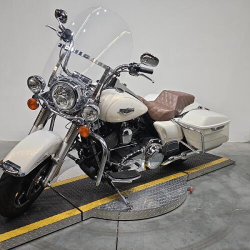 FLHR 2015 Road King® Classic thumb 2