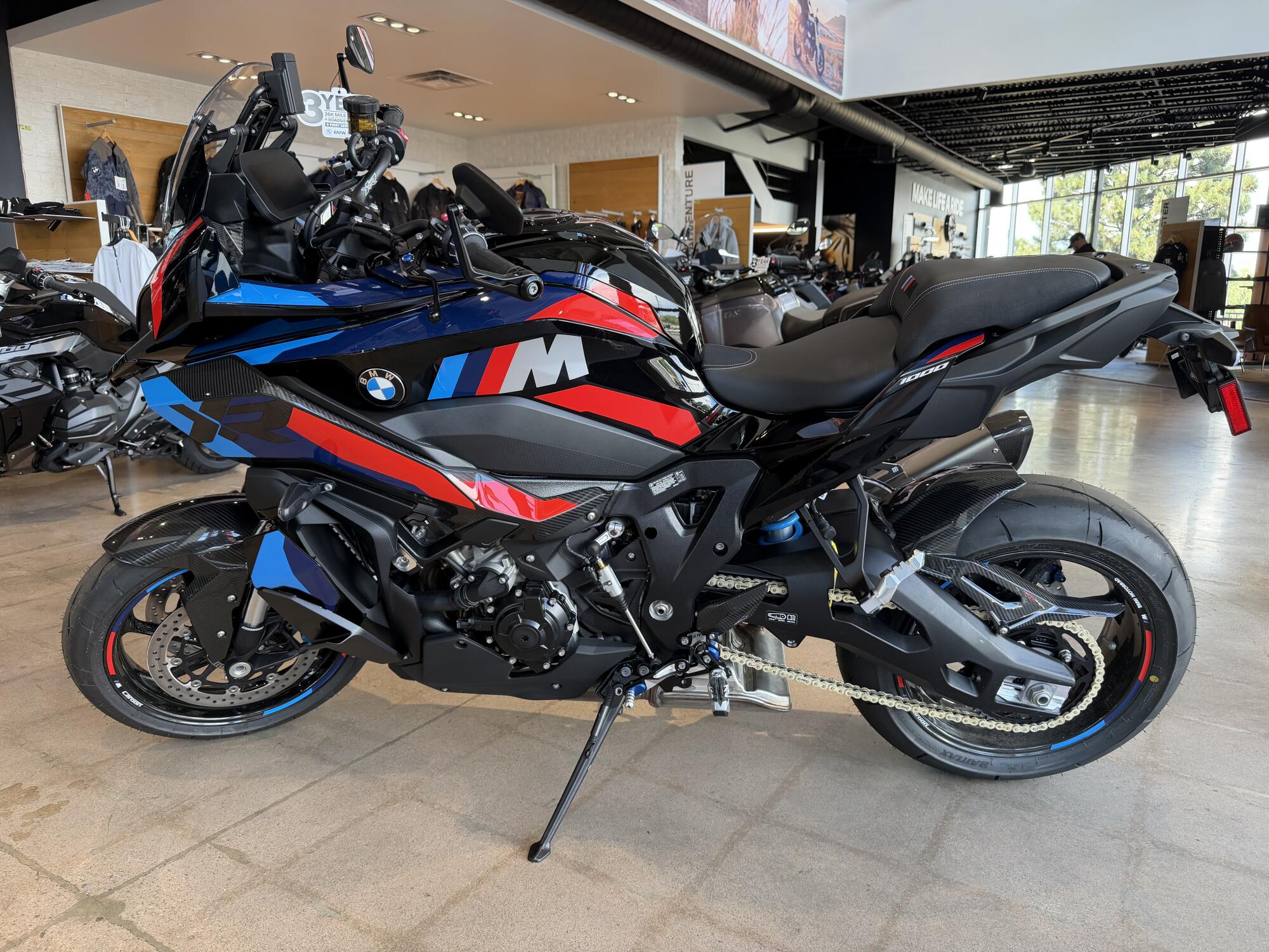 2026 BMW Motorrad M 1000 XR, photo 8