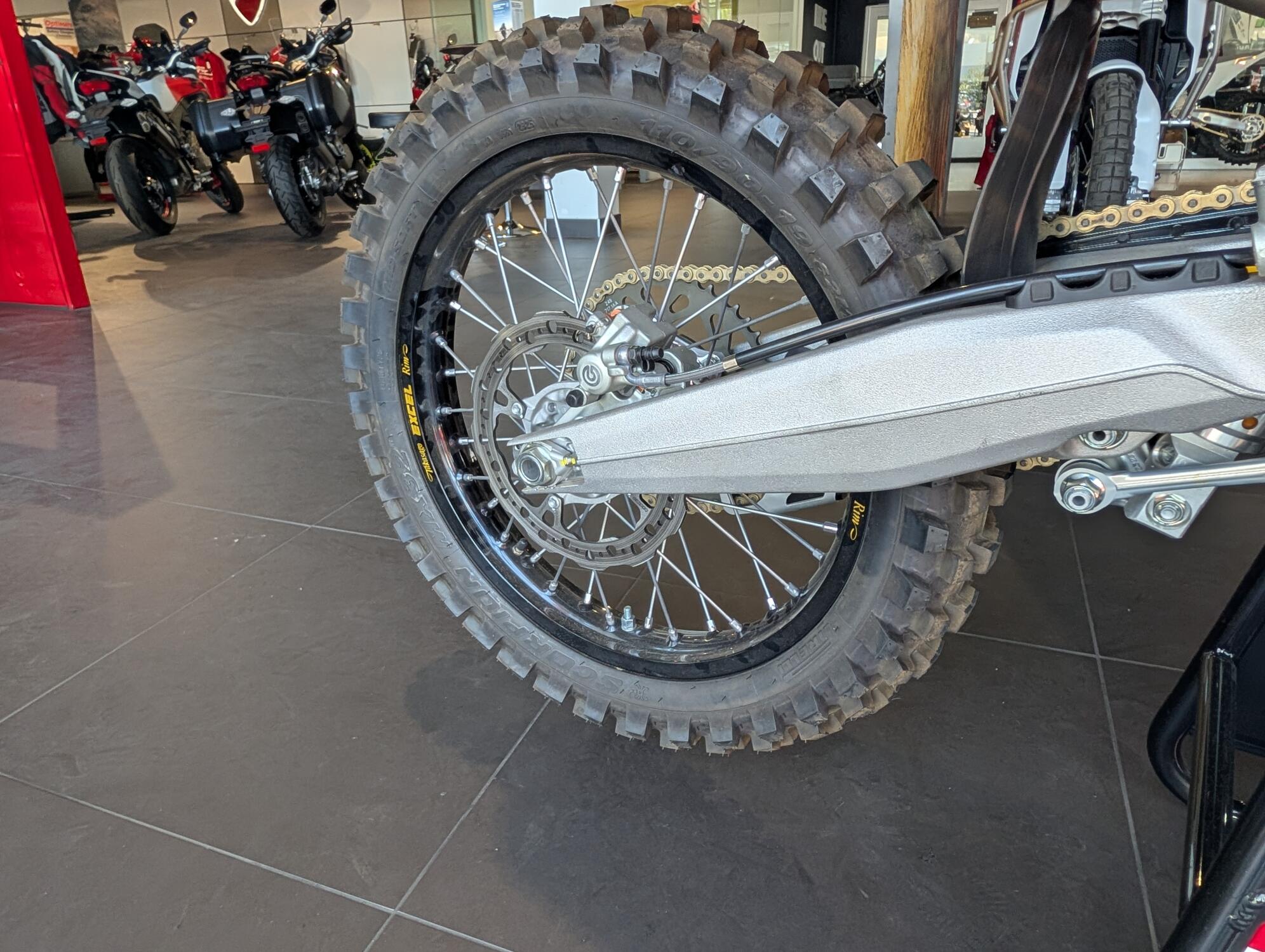 2026 Ducati Desmo 450 MX Factory, photo 10