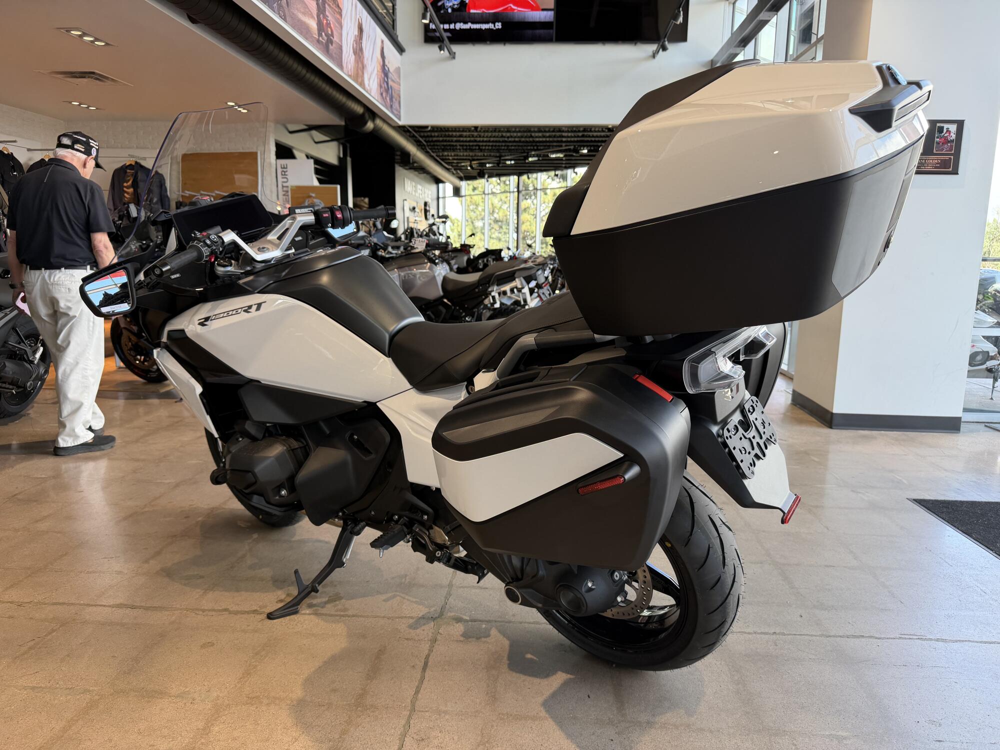 2026 BMW R 1300 RT, photo 6