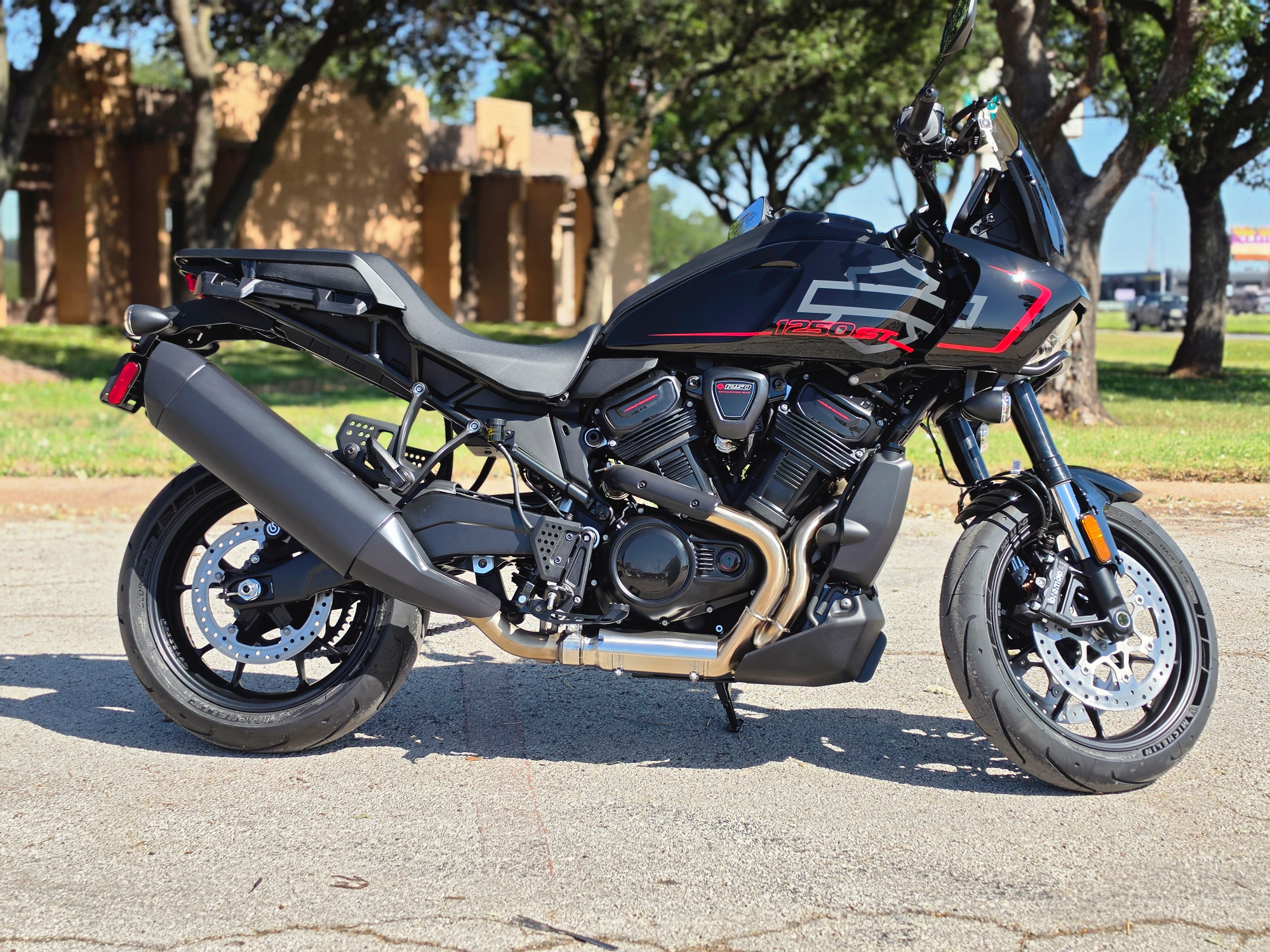 2026 Harley-Davidson® Pan America® 1250 ST 