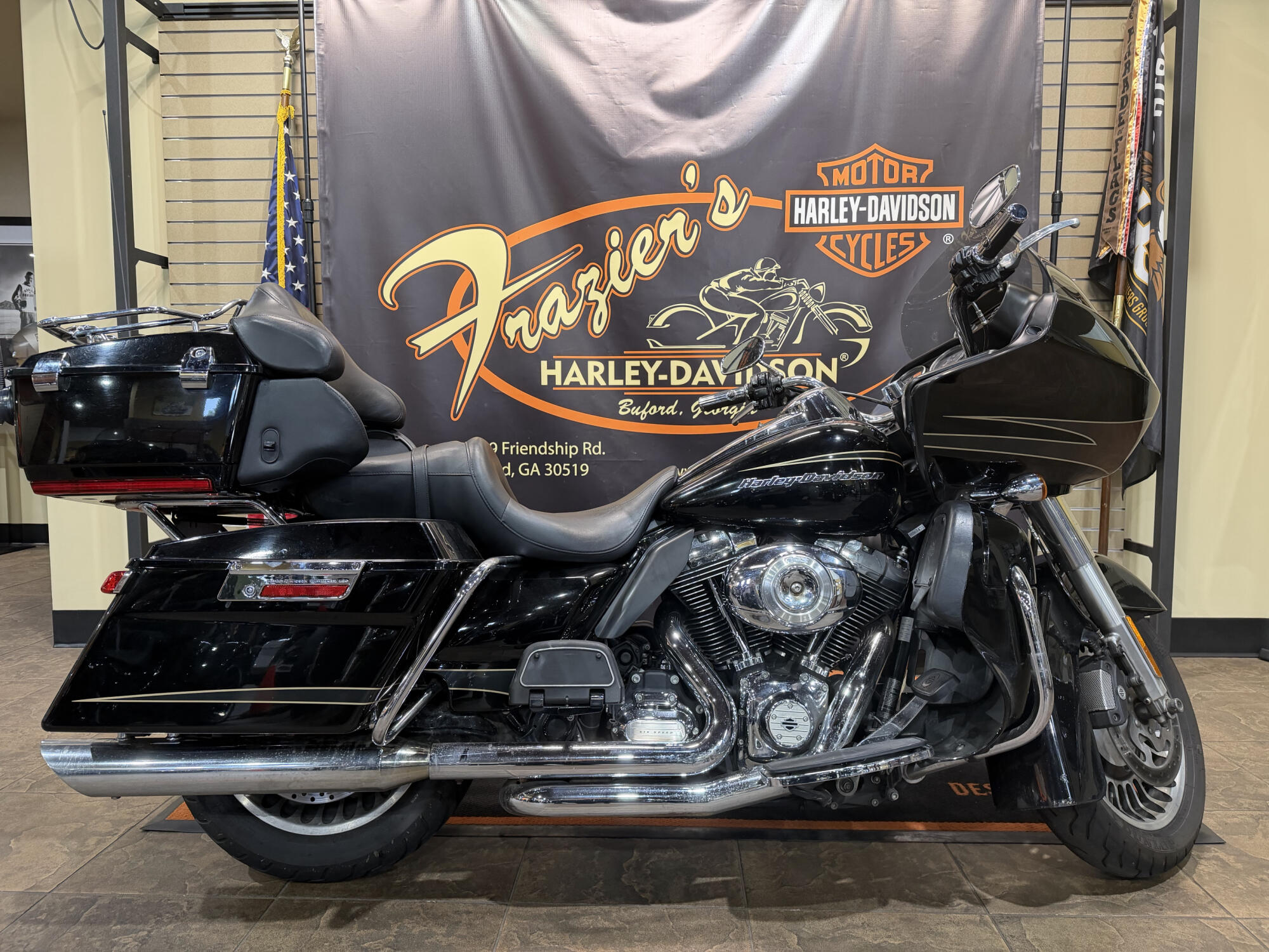 2011 Harley-Davidson® Road Glide® Ultra BLACK