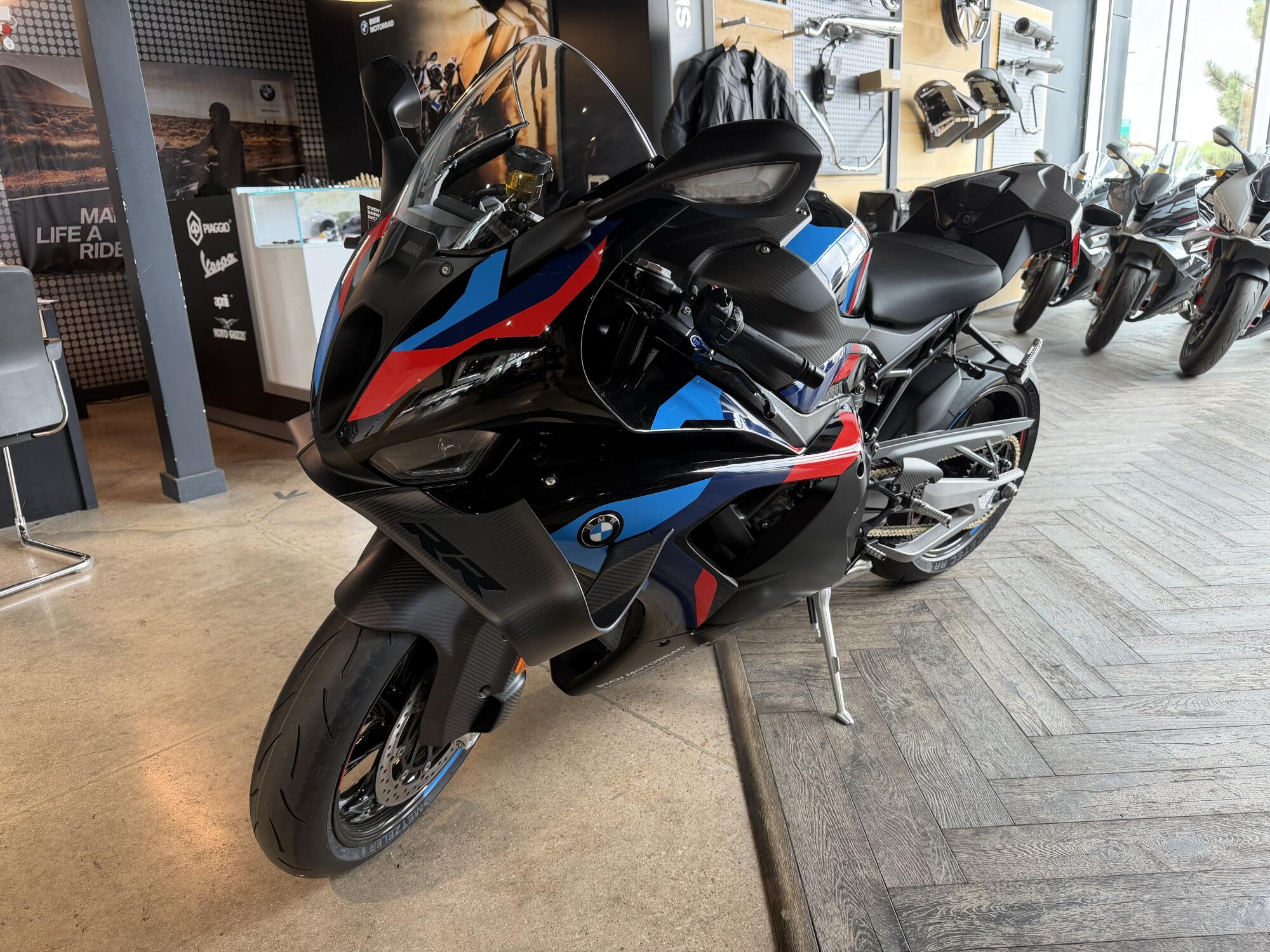 2026 BMW M1000 RR, photo 18