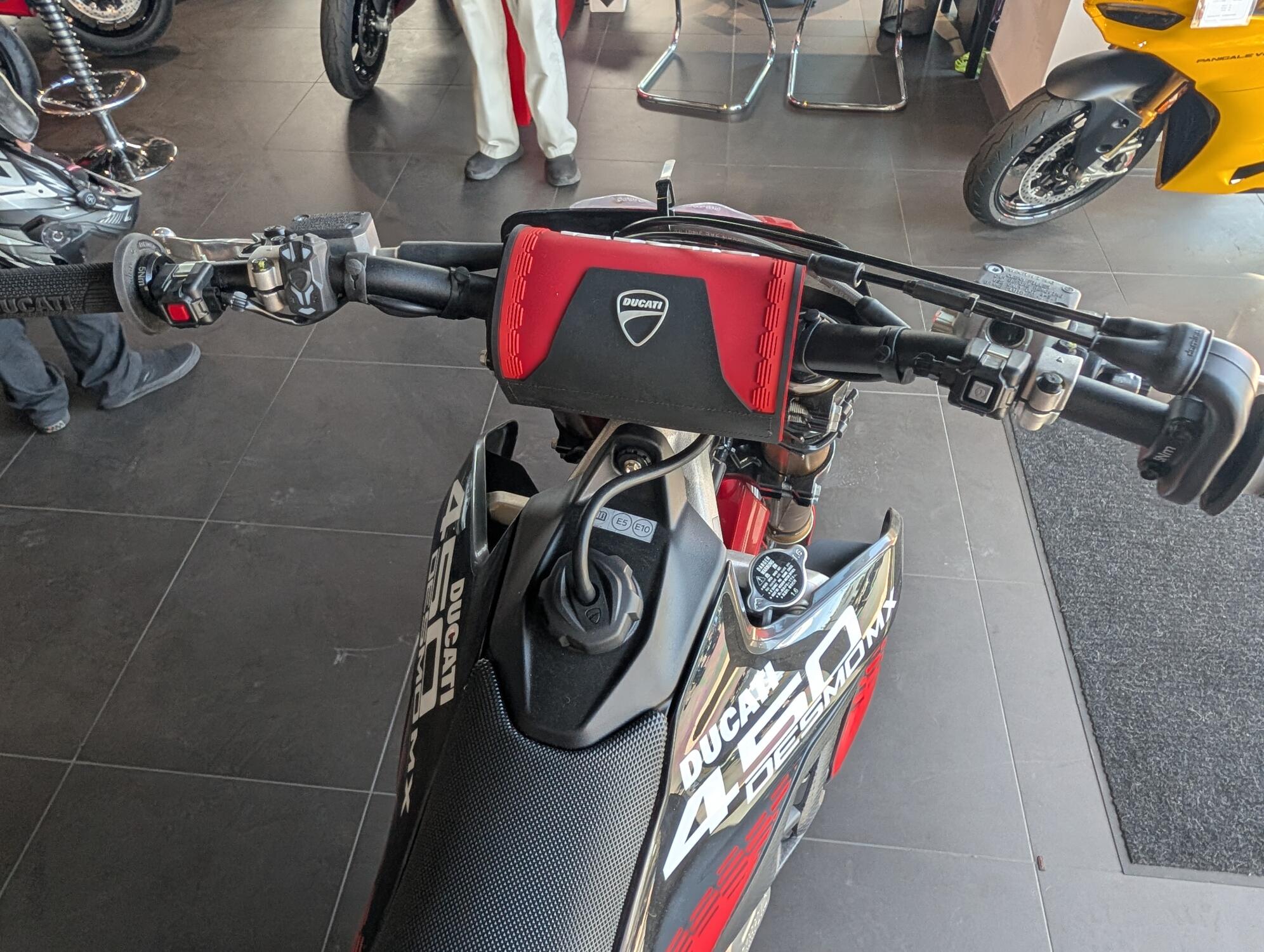 2026 Ducati Desmo 450 MX Factory, photo 11
