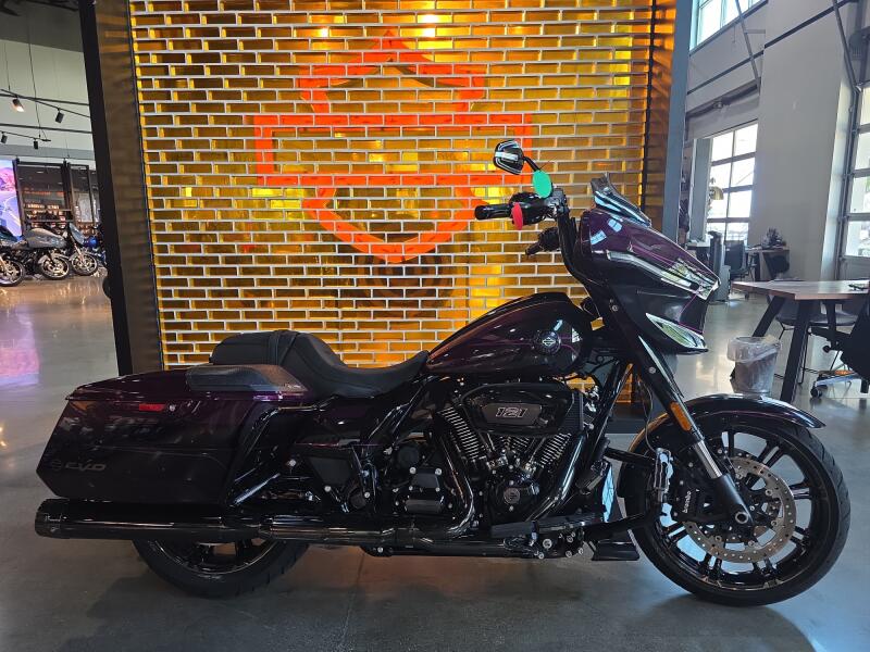 Harley-Davidson® CVO™ Street Glide™ 2025