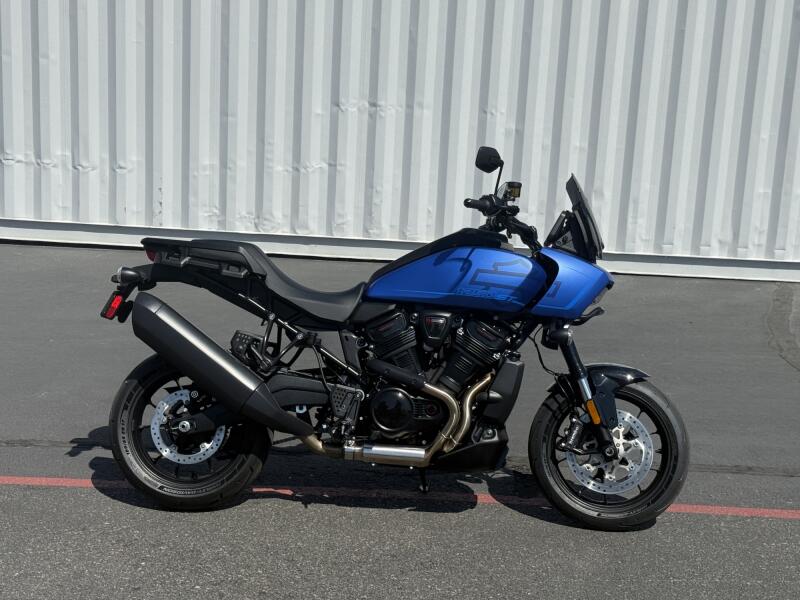 RA1250ST 2026 Pan America® 1250 ST