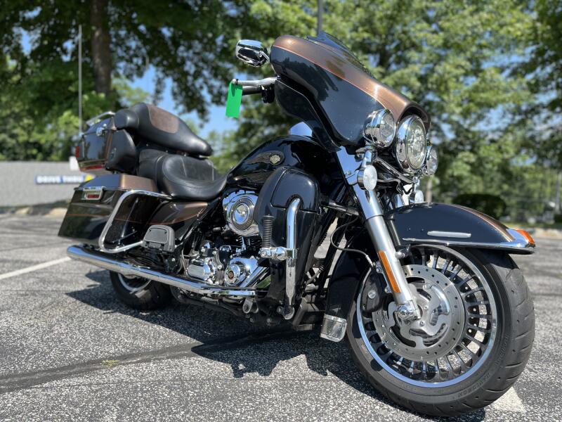 FLHTK 2013 Electra Glide® Ultra Limited 110th Anniversary