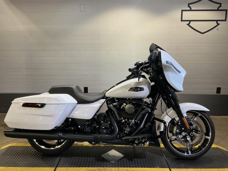 FLHX 2025 Street Glide™
