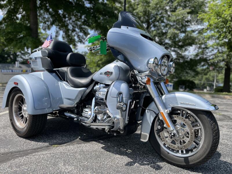 FLHTCUTG 2023 Tri Glide® Ultra