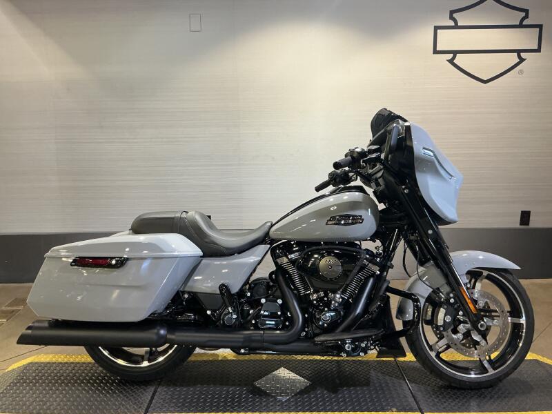 FLHX 2025 Street Glide™