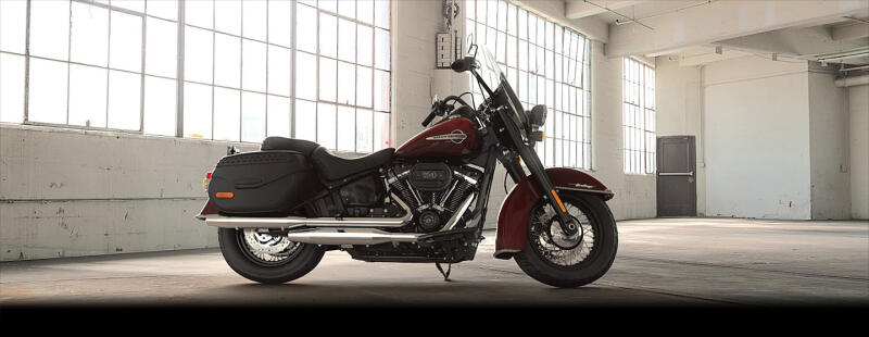 2018 Harley-Davidson® Heritage Classic 114 Twisted Cherry