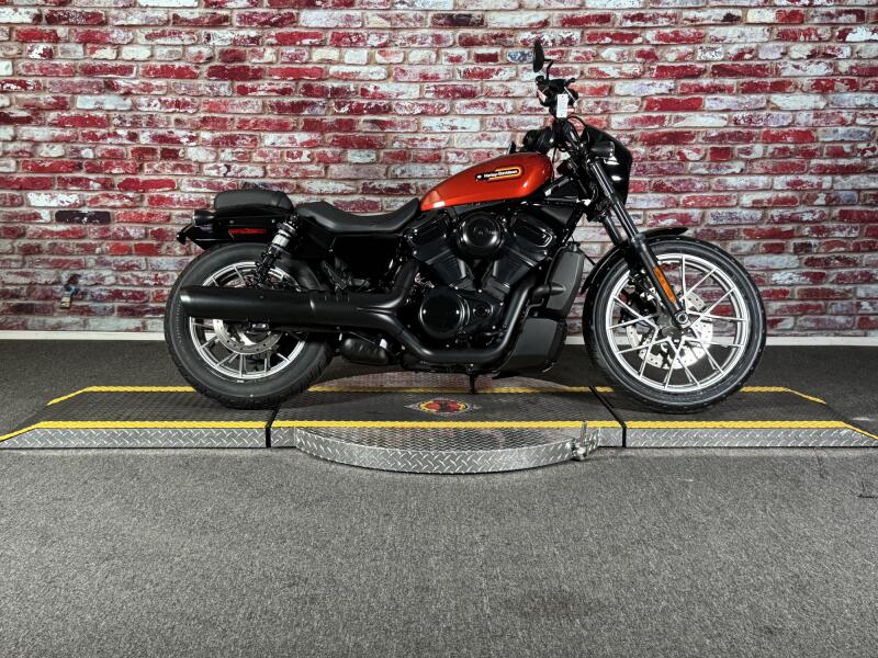 RH975S 2025 Nightster™ Special