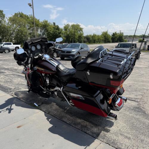 2010 Electra Glide® Ultra Limited thumb 1