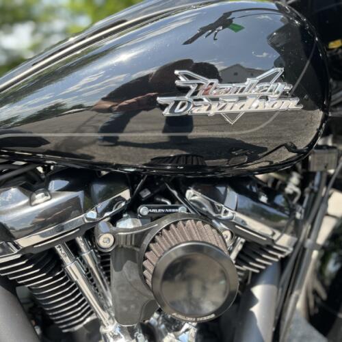 FLTRT 2023 Road Glide® 3 thumb 2