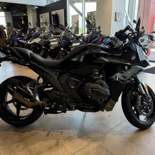 2026 BMW R 1300 RS thumb 1
