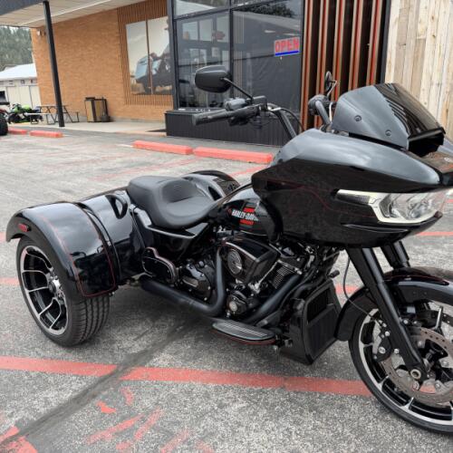 Harley-Davidson® Road Glide 3 2026 thumb 3