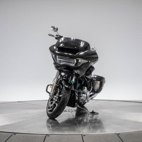 2026 HARLEY-DAVIDSON FLTRX ROAD GLIDE in Vivid Black thumb 1