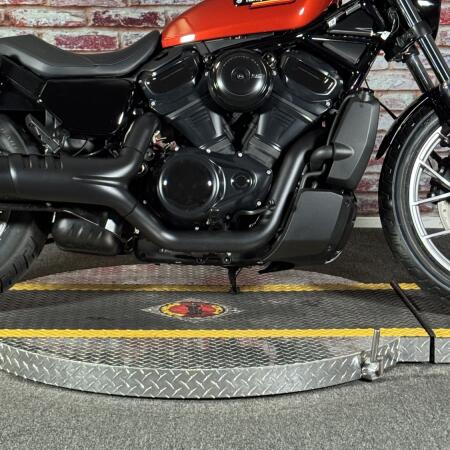 RH975S 2025 Nightster™ Special thumb 2