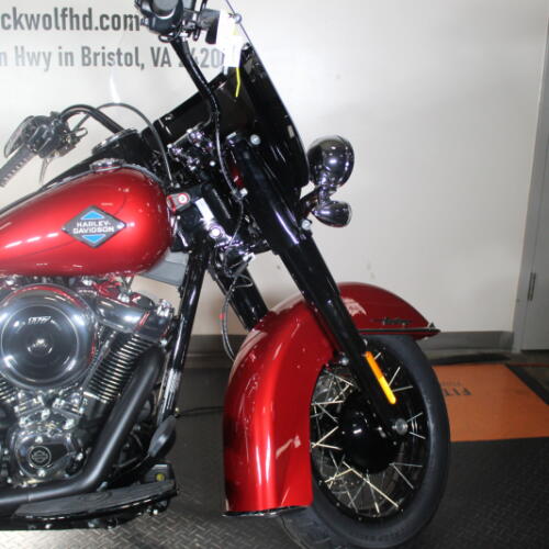 2026 Harley-Davidson® Heritage Classic FLHC thumb 1