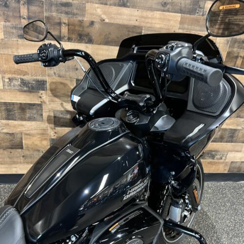 2026 Harley-Davidson® Road Glide® Vivid Black Black Trim FLTRX thumb 0