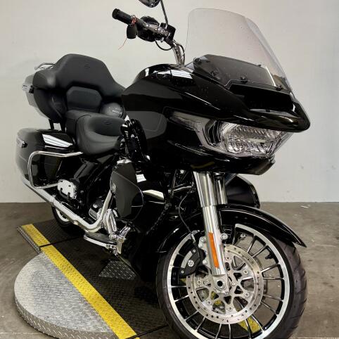 FLTRXL 2026 Road Glide Limited thumb 1