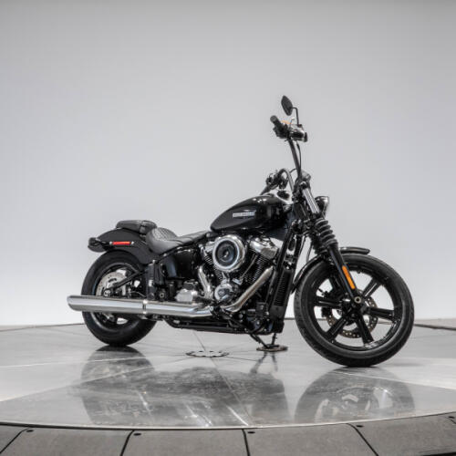 2026 Harley-Davidson FXBB Softail Street Bob in Viivd Black thumb 3