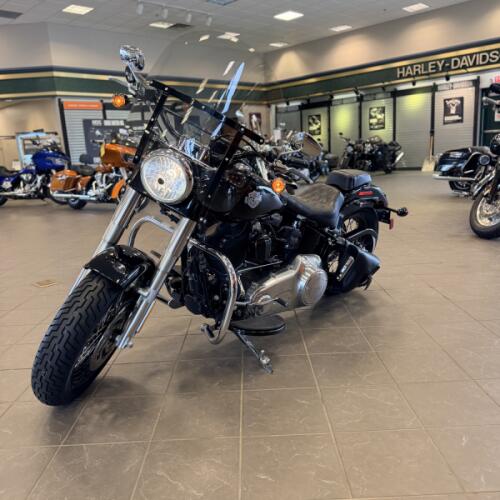 2017 Harley-Davidson Softail Slim FLS103 thumb 1