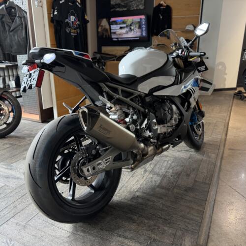 2026 BMW S 1000 RR thumb 2