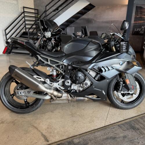 2026 BMW S 1000 RR thumb 3