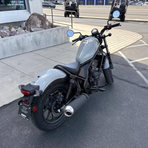2026 Honda Rebel® 300 E-Clutch thumb 0