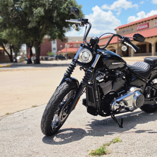 2026 Harley-Davidson® Street Bob® thumb 0