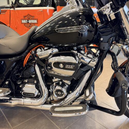 2017 Harley-Davidson Freewheeler FLRT thumb 3