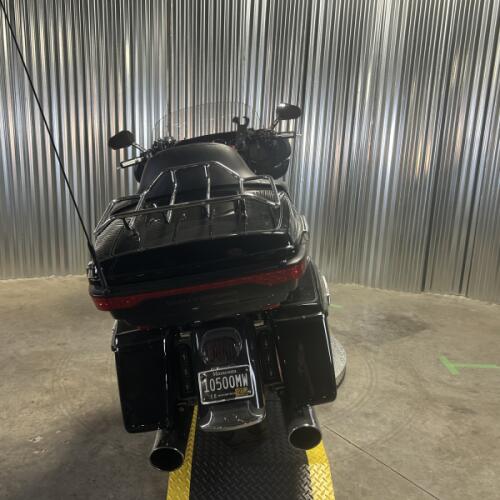 2018 Harley-Davidson® Electra Glide® Ultra Classic® Vivid Black thumb 0