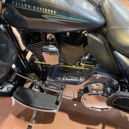 2015 Harley-Davidson® Electra Glide® Ultra Classic™ FLHTCU thumb 0