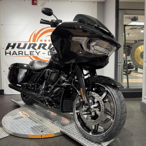 FLTRX 2026 Road Glide® thumb 3