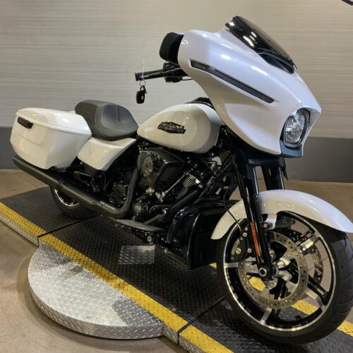 FLHX 2025 Street Glide™ thumb 3