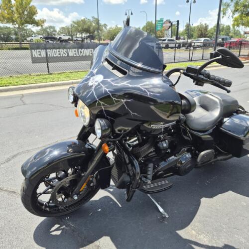 FLHXS 2020 Street Glide® Special thumb 1