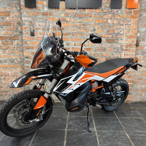 2021 KTM 790 Adventure R thumb 0