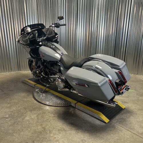 2026 Harley-Davidson® Road Glide® DRK BILIARD GRY thumb 0