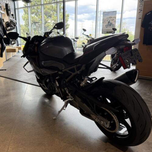 2026 BMW S 1000 RR thumb 0