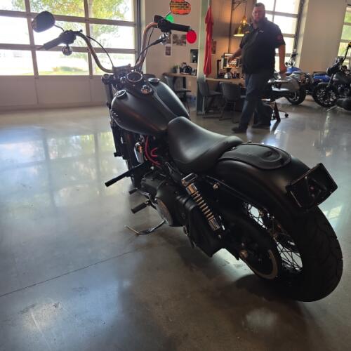 Harley-Davidson® Street Bob® 2016 thumb 0