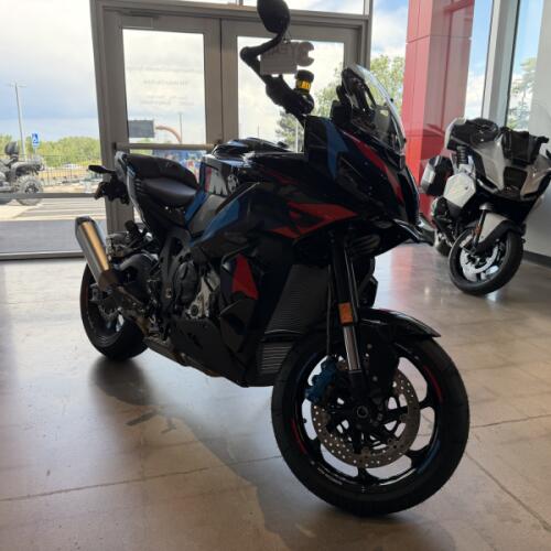 2026 BMW Motorrad M 1000 XR thumb 2