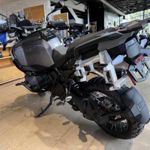 2026 BMW R 1300 GS Adventure thumb 0